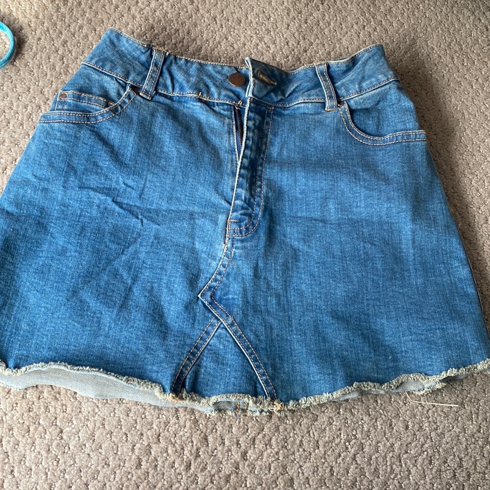Cute denim skirt